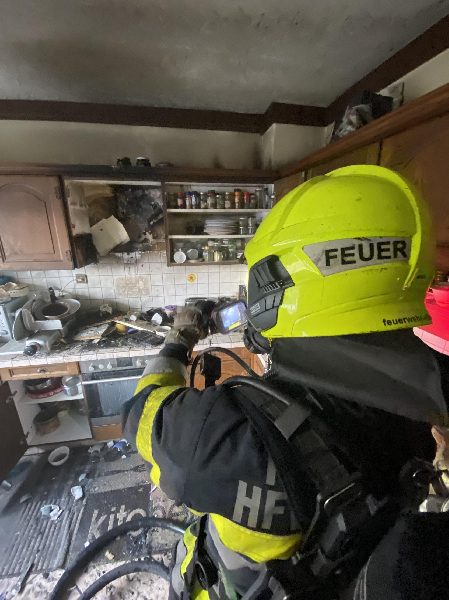 2 Küchenbrände fast parallele (Bild 4)